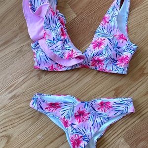 2021 Ruffled Pink & white bikini
